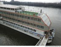 vehicle passenger ship 0057